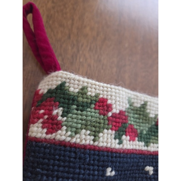 Vintage Wool Needlepoint Christmas Stocking Old World Santa And Holly St Nick - Picture 4 of 7